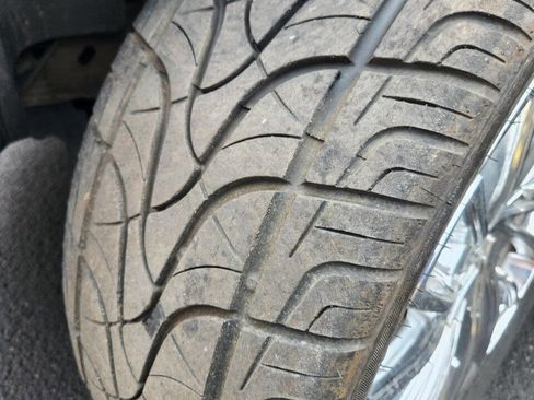 Used 2014 GMC Yukon XL SLT image 17