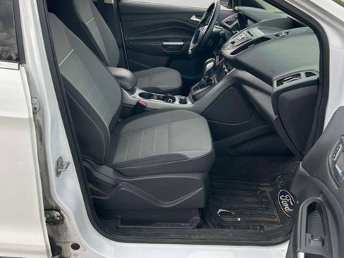 Used 2014 Ford Escape SE AWD/4WD image 3