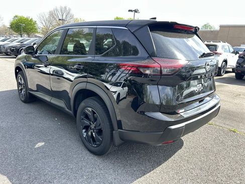 New 2026 Nissan Rogue SV FWD image 5