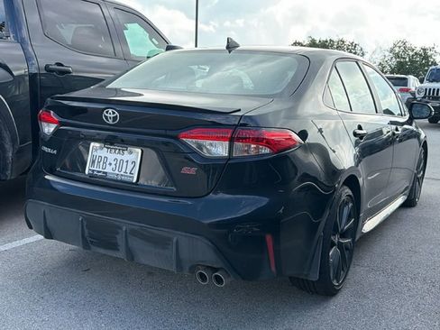 Certified 2025 Toyota Corolla SE w/ SE Premium Package FWD image 4