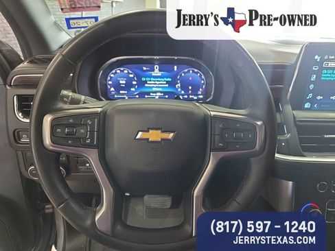 Used 2023 Chevrolet Suburban LT w/ LT Signature Package RWD image 14