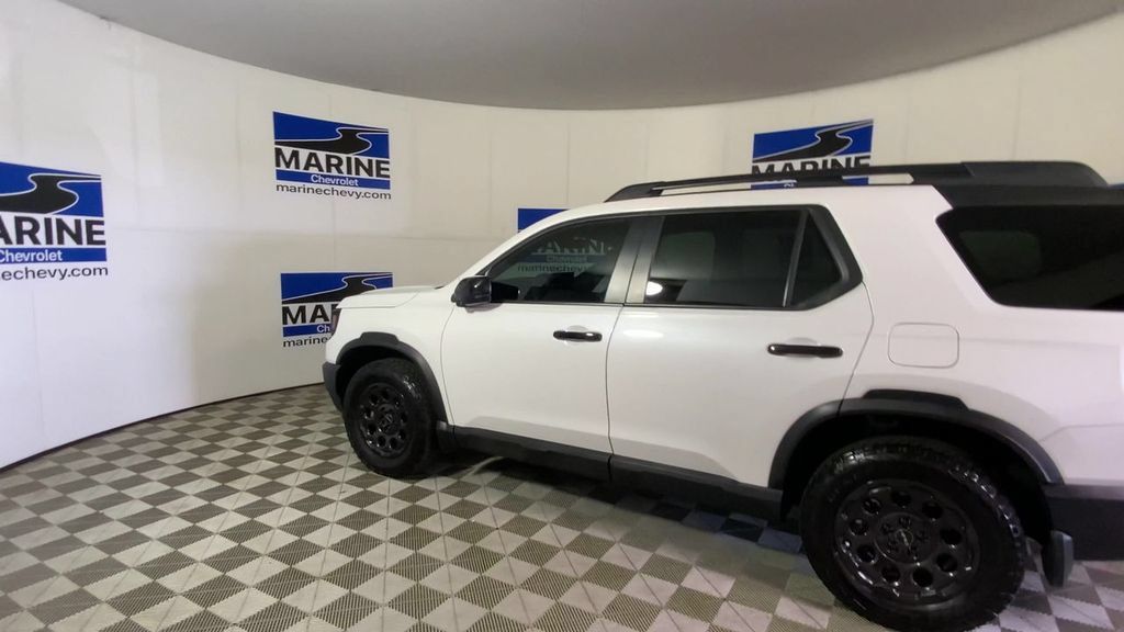 Used 2026 Honda Passport TrailSport image 8