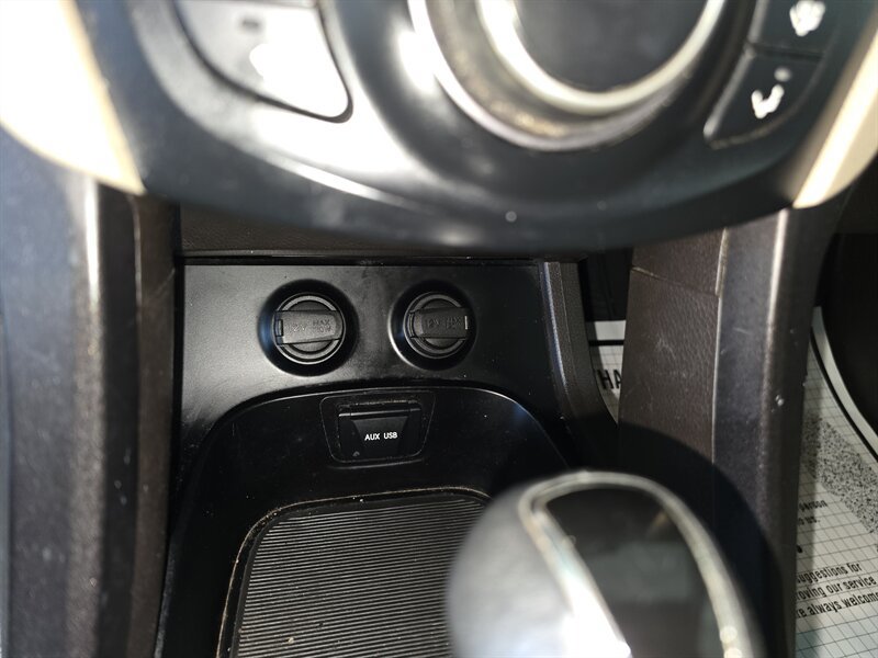 Used 2014 Hyundai Santa Fe GLS AWD/4WD image 23