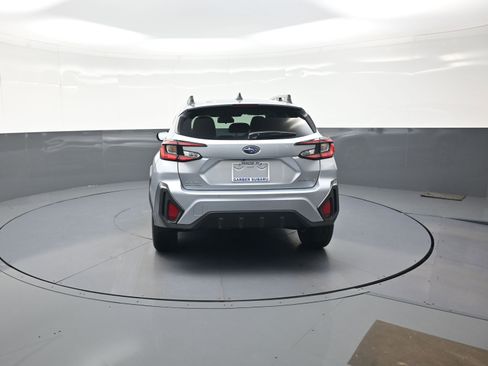 Used 2025 Subaru Crosstrek 2.5i Limited AWD/4WD image 4