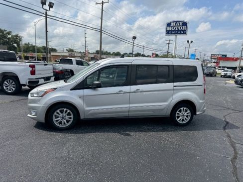 Used 2022 Ford Transit Connect XLT FWD image 2