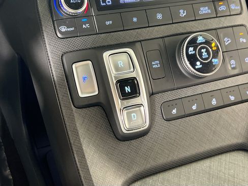 Used 2023 Hyundai Palisade Limited AWD/4WD image 17