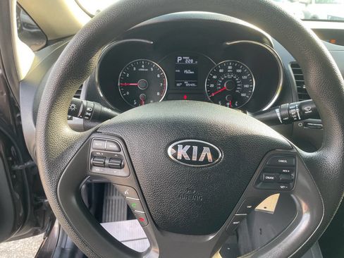 Used 2018 Kia Forte LX image 23