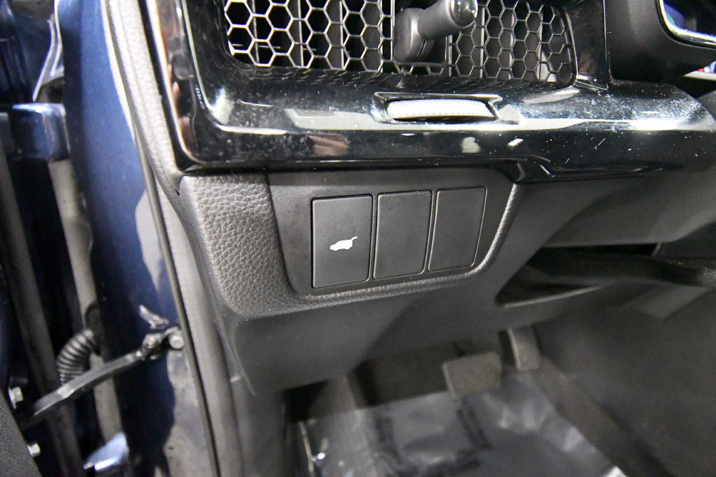 Certified 2026 Honda CR-V Sport Touring image 20