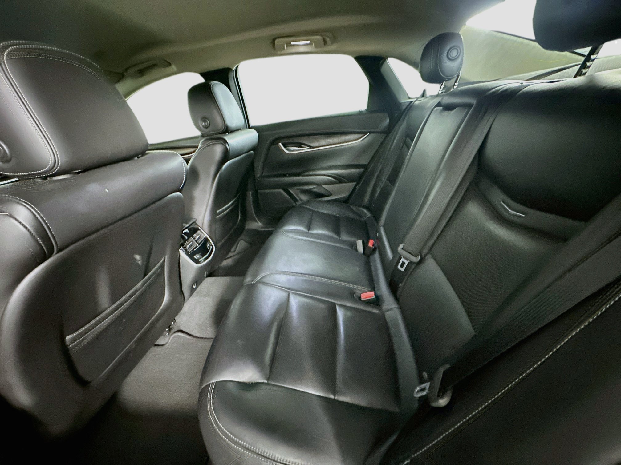 Used 2018 Cadillac XTS Luxury FWD image 27