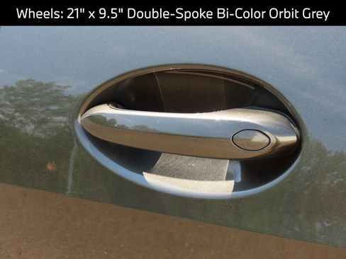 Certified 2023 BMW X7 xDrive40i w/ M Sport Package image 26