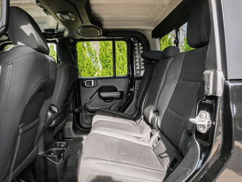 Used 2020 Jeep Gladiator Sport w/ Quick Order Package 24S AWD/4WD image 29