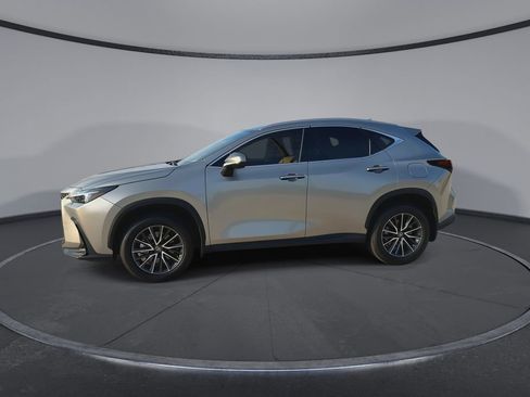 Used 2024 Lexus NX 250 FWD image 5