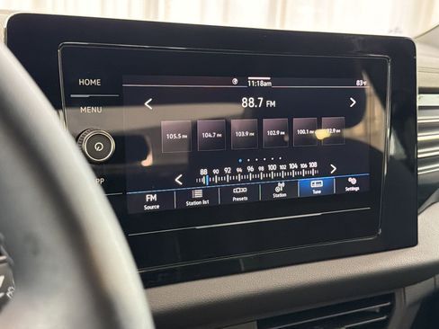 Used 2025 Volkswagen Jetta Sport FWD image 22