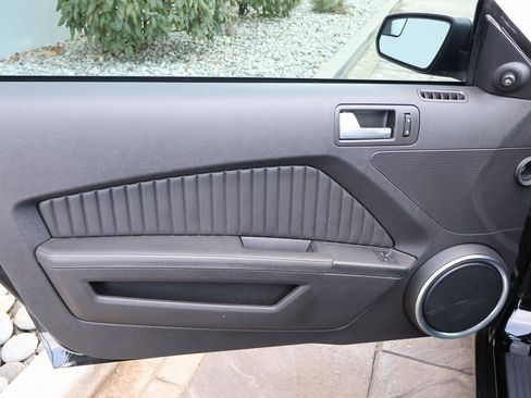 Used 2013 Ford Mustang Shelby GT500 image 17