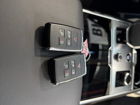 Used 2023 Land Rover Range Rover SE AWD/4WD image 21