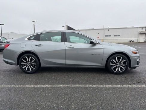 Used 2023 Chevrolet Malibu RS w/ LPO, Floor Liner Package image 10