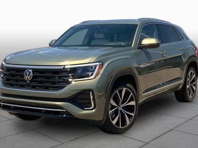 Used 2025 Volkswagen Atlas Cross Sport SEL Premium R-Line