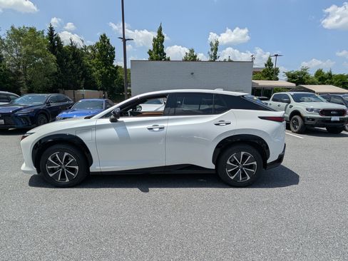 Used 2023 Lexus RZ 450e Premium w/ Technology Package AWD/4WD image 6