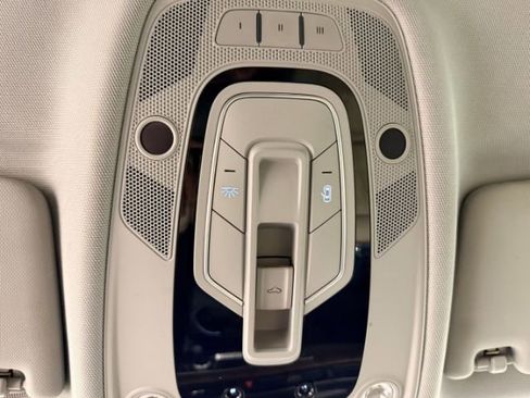 Used 2017 Audi A4 2.0T Premium w/ Convenience Package image 23