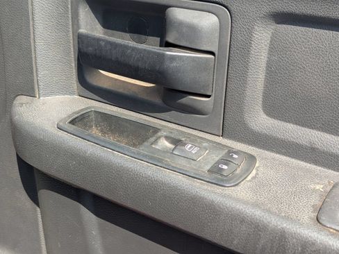 Used 2011 RAM 1500 ST w/ SXT Appearance Group AWD/4WD image 29
