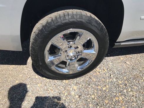 Used 2017 Chevrolet Tahoe Premier AWD/4WD image 26