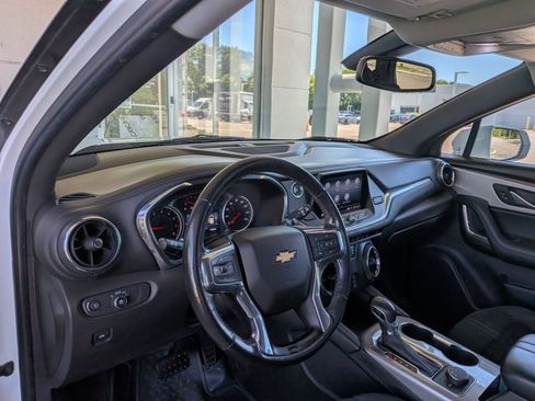 Used 2019 Chevrolet Blazer LT FWD image 9