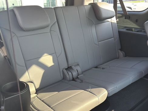Used 2020 Chevrolet Suburban LT w/ Texas Edition Package RWD image 43