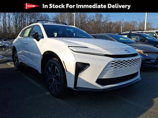 New 2026 Toyota Crown Signia video 1