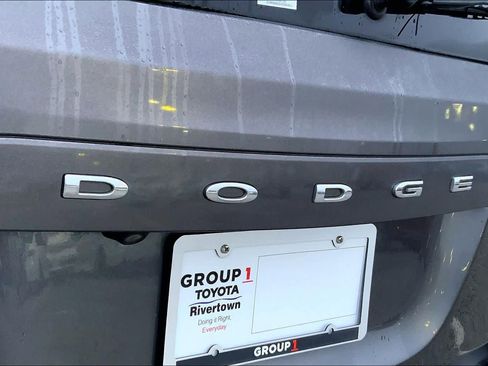 Used 2018 Dodge Grand Caravan SE w/ UConnect Hands-Free Group image 10