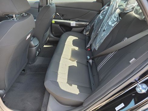 New 2026 Hyundai Elantra SEL Sport Premium FWD image 11