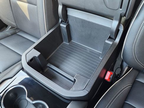 New 2026 GMC Yukon XL Elevation image 35