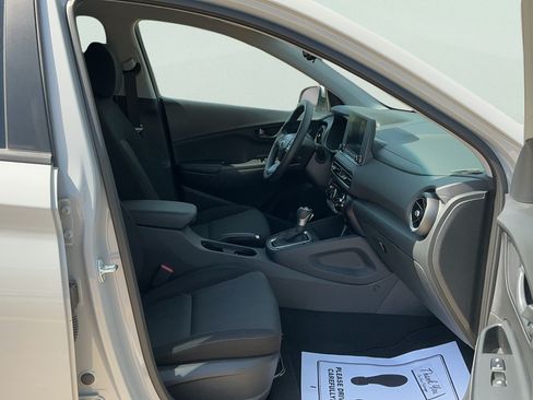 Used 2023 Hyundai Kona SEL AWD/4WD image 11