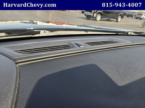 Used 2025 Chevrolet Traverse LT AWD/4WD image 7