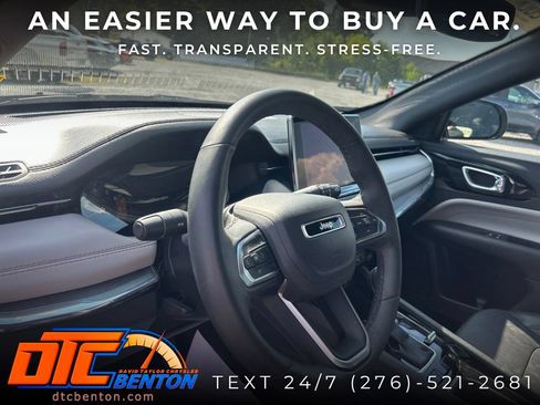 Used 2023 Jeep Compass Limited AWD/4WD image 10