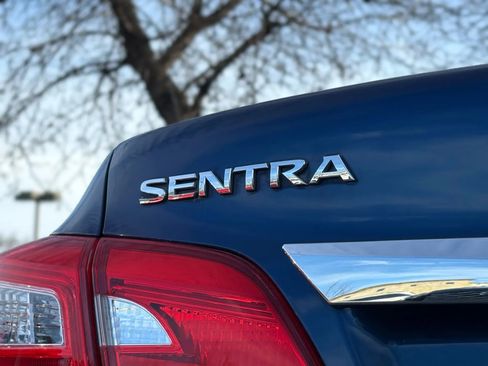 Used 2017 Nissan Sentra S image 22