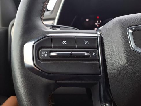 Certified 2023 GMC Canyon AT4 w/ AT4 Premium Package image 16