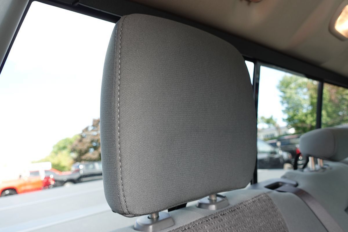 Used 2017 RAM 1500 Big Horn AWD/4WD image 34