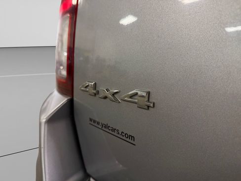 Used 2016 Jeep Compass Latitude AWD/4WD image 40