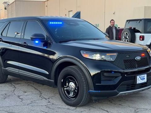 New 2025 Ford Explorer 4WD Police Interceptor image 3