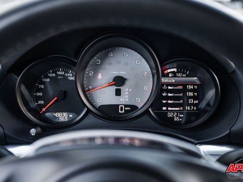 Used 2014 Porsche Cayman S image 8