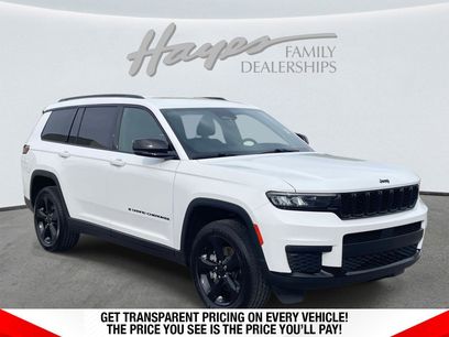 Used 2023 Jeep Grand Cherokee L Laredo