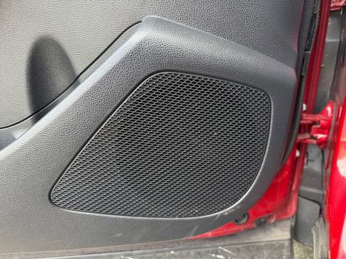 Used 2022 Toyota Corolla Cross XLE w/ Black Badges Package (TMS) image 12