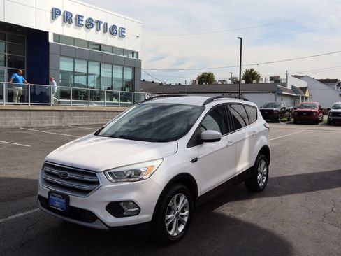 Used 2018 Ford Escape SEL AWD/4WD image 1