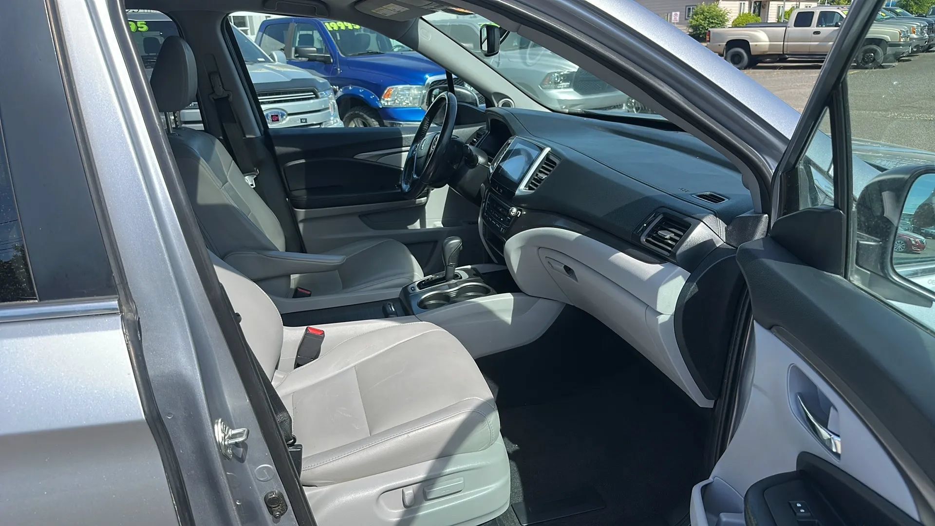 Used 2017 Honda Pilot EX-L image 16