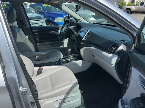Used 2017 Honda Pilot EX-L image 16