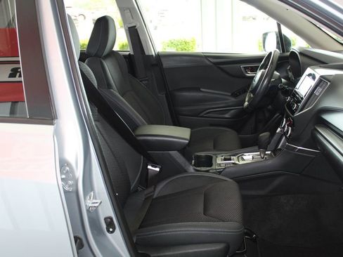 Used 2024 Subaru Forester Premium AWD/4WD image 40