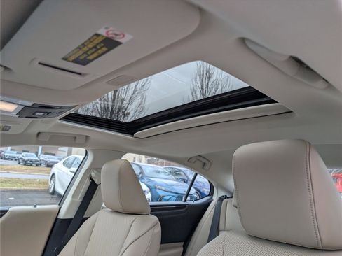 Used 2021 Lexus ES 350 w/ Premium Package image 28