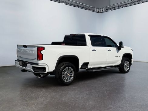 Used 2024 Chevrolet Silverado 2500 LTZ w/ LTZ Plus Package AWD/4WD image 3