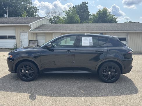 Used 2024 Dodge Hornet R/T w/ R/T Blacktop Package AWD/4WD image 6