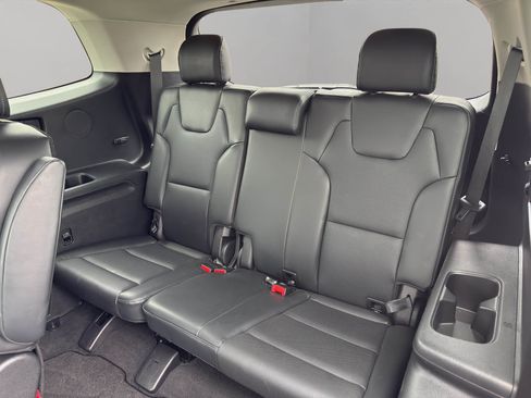 Used 2025 Kia Telluride S image 28